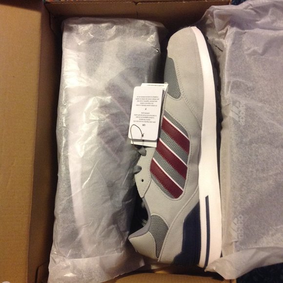 Adidas Men's Run 80s Gray & Reddish Low Sneakers -11.5M - New in Box - Picture 9 of 11